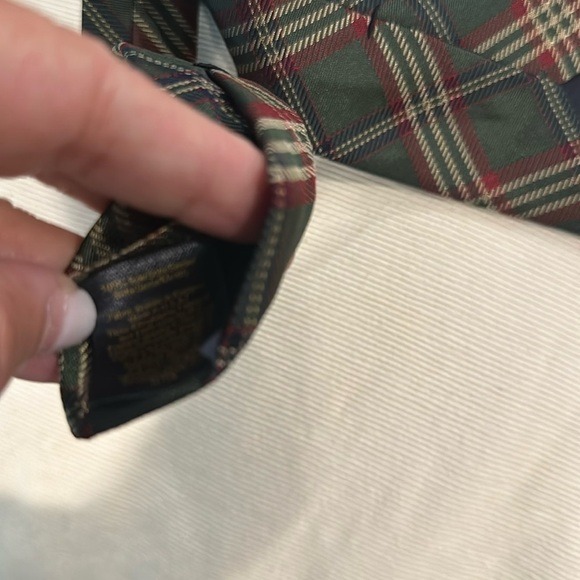Brooks Brothers Plaid Holiday Silk Tie - Picture 3 of 9